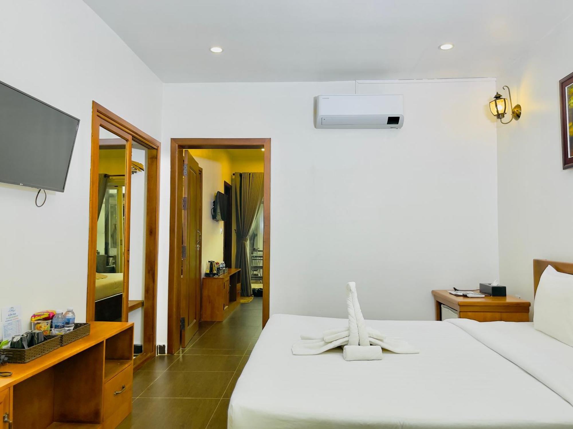 Sea Breeze Resort Sihanoukville Exteriör bild
